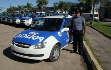 ENTREGA DE UNIDADES MOVILES A LA U.R. XIX Y A LA GUARDIA RURAL