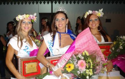 FIESTA PROVINCIAL DEL RÍO ALEJANDRA...