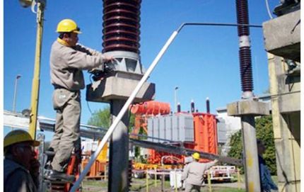 Luz y Fuerza con trabajo a reglamento
