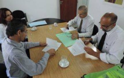 CONVENIO ENTRE LA ASSAL Y EL MUNICIPIO DE VERA