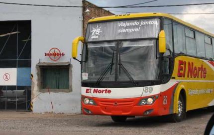 DENUNCIAN A EMPRESA DE MICROS EL NORTE POR DEJAR VARADOS PASAJEROS