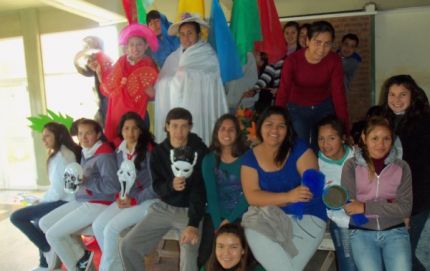  PRIMER FESTIVAL MUNICIPAL DE TEATRO - COLEGIO SUPERIOR Nº 42 -.