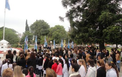 Calchaquí conmemoró el 204º aniversario de la revolución de mayo