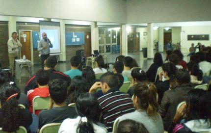 CHARLA INFORMATIVA DEL CONCEJO MUNICIPAL EN LA EEMPA 1049