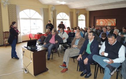 CHARLA SOBRE ECONOMIA