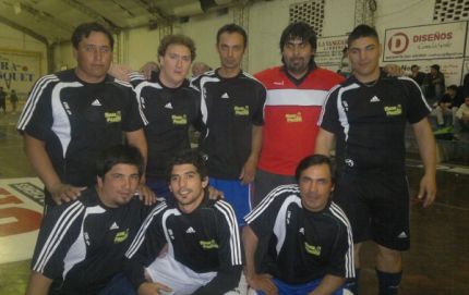 FUTBOL COMERCIAL EN EL CIRCULO DE VERA