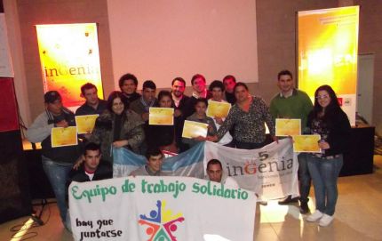 Entregaron premio a la Comparsa Aylin de Calchaquí