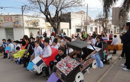Cientos de alumnos abordaron la seguridad vial en Calchaquí