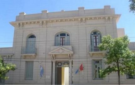 SE CONCURSAN DISTINTOS CARGOS DE FUNCIONARIOS JUDICIALES, ENTRE ELLOS VERA