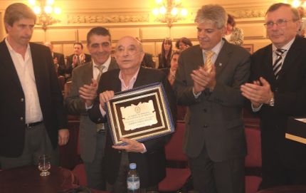 RECONOCIMIENTO A ALBERTO MAGUID EN EL SENADO PROVINCIAL