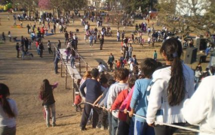 Celebraciones por el Día del niño en Calchaquí