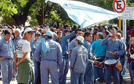Municipales anunciaron tres jornadas de paro en toda la provincia