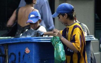 Trabajadores de la niñez denuncian 