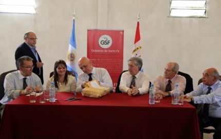 Doce ofertas para ejecutar 45 kilómetros del Acueducto San Javier, Villa Minetti - El Nochero