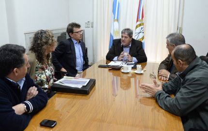 LOS EXPENDEDORES DE NAFTA DEL INTERIOR RECHAZAN LA TASA VIAL