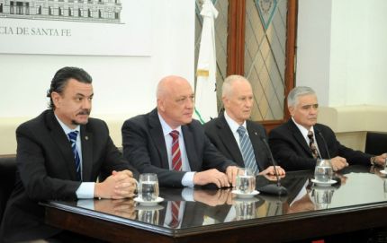 Bonfatti adelantó que impulsará un recambio de la policía 