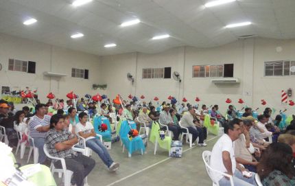Tercera entrega de máquinas y herramientas en Calchaquí