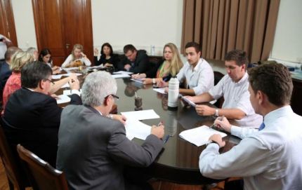 El Gobierno de Santa Fe giró más de 196 millones de pesos a los municipios y comunas