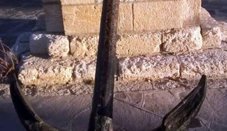 Chubut: encontraron un ancla que pudo haber pertenecido al buque que trasladó los restos de San Martín