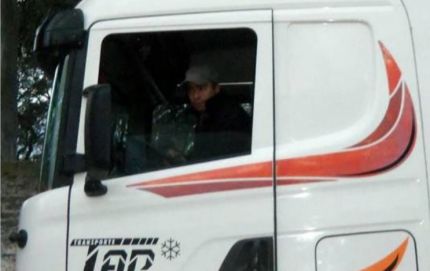 Ultimo momento: Camionero se ahorcó dentro de un semirremolque
