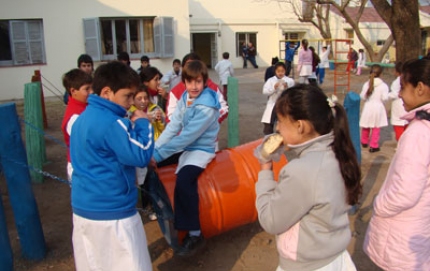 “Integrados para jugar” presentó su proyecto de plaza integrada