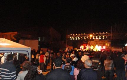 Con festival popular, Calchaquí cierra su mes aniversario
