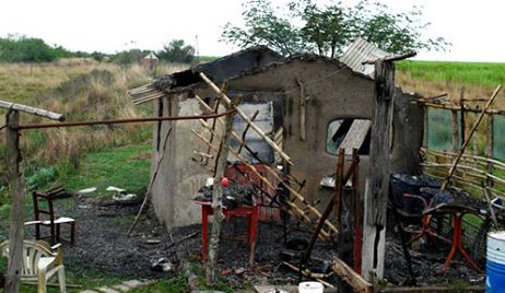 Quemaron la vivienda de un campesino de Obreros del Surco