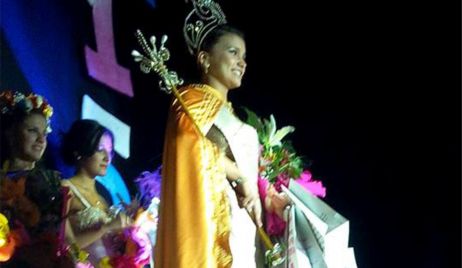 Claudia Sabatia Reina de la Primavera 2015