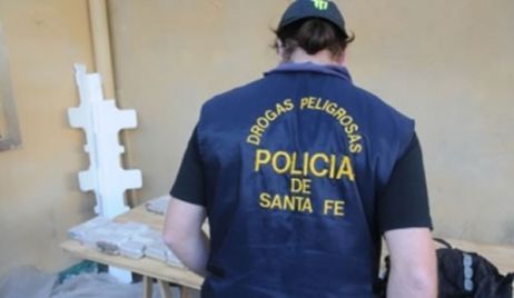 Ceres:Interceptaron  un auto con 40 kilos de marihuana