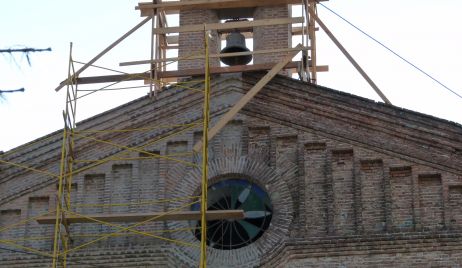 Cena show a beneficio de la restauración del Templo