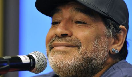 Maradona trabajará para la Corona Británica