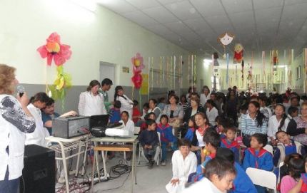 La escuela Nº 1378 de Calchaquí culminó actividades del mes de la familia