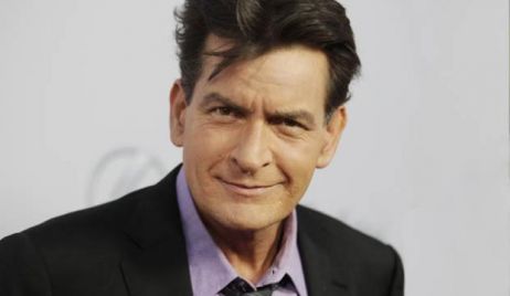 Charlie Sheen admitió en un programa de televisión ser portador de VIH Sida