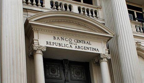 Bancos internacionales y  5.000 millones de dólares para nuestro país