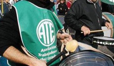 Por los despidos amenazan con un paro a nivel nacional