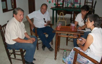 EL SENADOR PUCHETA ENTREGÓ UN SUBSIDIO DE $10.000 A LA ASOCIACIÓN NUEVA ESPERANZA DE FORTÍN OLMOS.