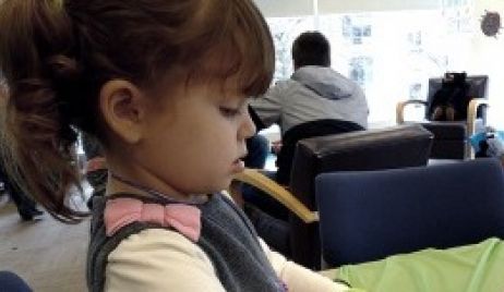 El Papa recibió a la niña que pidió verlo antes de quedarse ciega 