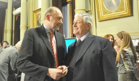AVANZA EL PROYECTO DEL SENADOR PEROTTI PARA DESARROLLAR LA INDUSTRIA DE LA MAQUINARIA AGRÍCOLA