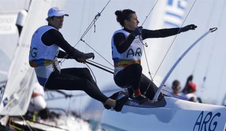 Otro oro para la Argentina: Santiago Lange y Cecilia Carranza, campeones olímpicos en yachting