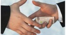 Sólo 1 de cada 10 argentinos tiene un concepto positivo de sus políticos