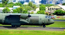 Aviones ingleses otra vez cargando en Brasil para llegar a Malvinas