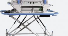 El Hospital de Vera recibió una incubadora de transporte neonatal.