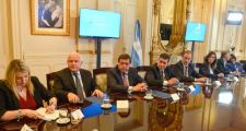 Santa Fe firmó el pacto fiscal