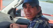 Vio caer a una nena del puente y saltó: el changarín que se convirtió en héroe