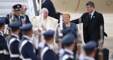 Papa Francisco llega a Chile