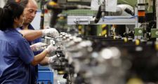 Pymes advierten que evalúan despedir empleados para pagar la luz