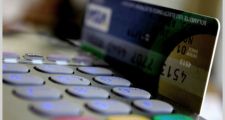 DESDE ESTE DOMINGO, TODOS LOS COMERCIOS DEBERÁN ACEPTAR PAGOS CON TARJETA DE DÉBITO