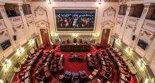 Diputados y Senadores congelan sus dietas solo por 6 meses pero no alcanza a los fondos que tienen por subsidios.