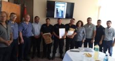 Distinciones a tres funcionarios policiales.