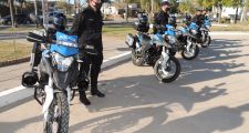 EL MINISTRO LAGNA ENTREGO MOTOCICLETAS Y REALIZÓ ANUNCIOS
